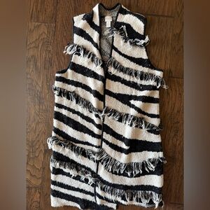 Chico's Monochrome Textured Knit Vest size 2